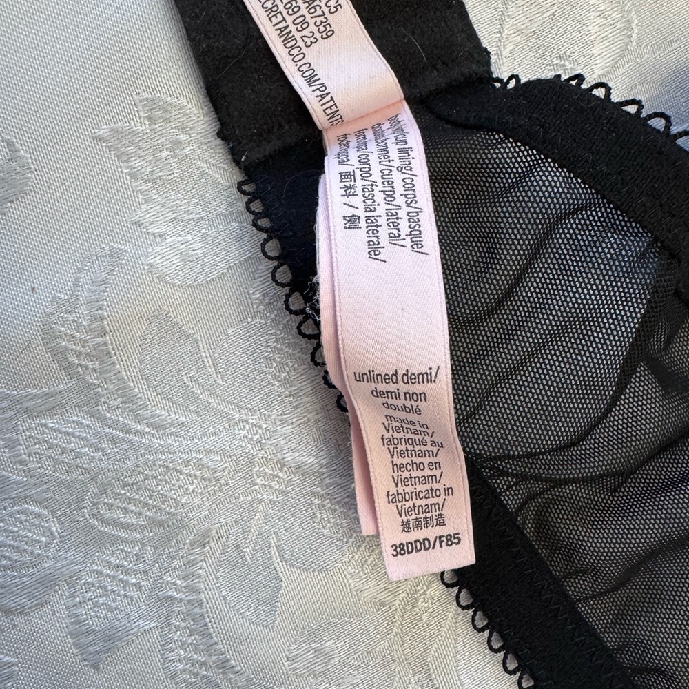 Victoria’s Secret Tease 38DDD Unlined Demi Bra Black‎ Heart Lollipop Sexy Bow - Picture 11 of 14